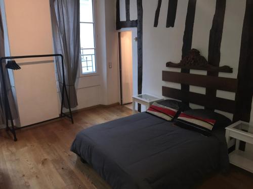 Appartement Atypique apartment - Saint-Germain des Prés 4 RUE DU SABOT Paris