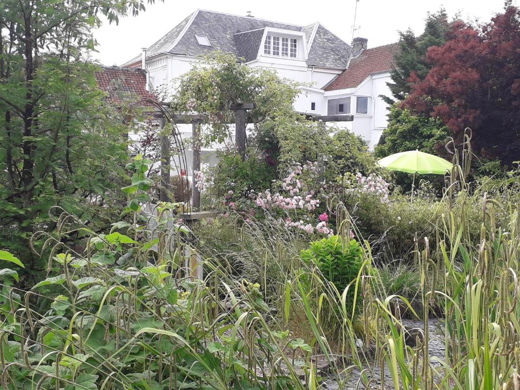 B&B / Chambre d'hôtes Au Bois Dormant 8 rue du 8 Mai 1945, 62140 Huby-Saint-Leu