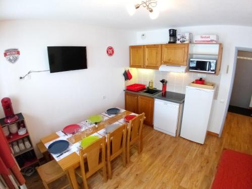 Appartement Au bon endroit N1 - Appartement 2 pièces 7 personnes - proche pistes - coeur station - balcon Parking copropriété Pra Palier/étoile d'Orion - Rue Belle Vue Orcières