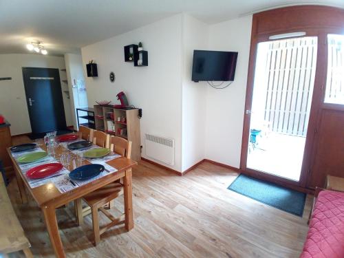 Appartement Au bon endroit N2 - Appartement 2 pièces 7 personnes - proche pistes - Belle vue Parking copropriété Pra Palier/étoile d'Orion - Rue Belle Vue Orcières