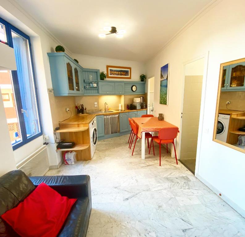 Appartement Au Cœur de Cassis 30 Rue Docteur Séverin Icard, 13260 Cassis