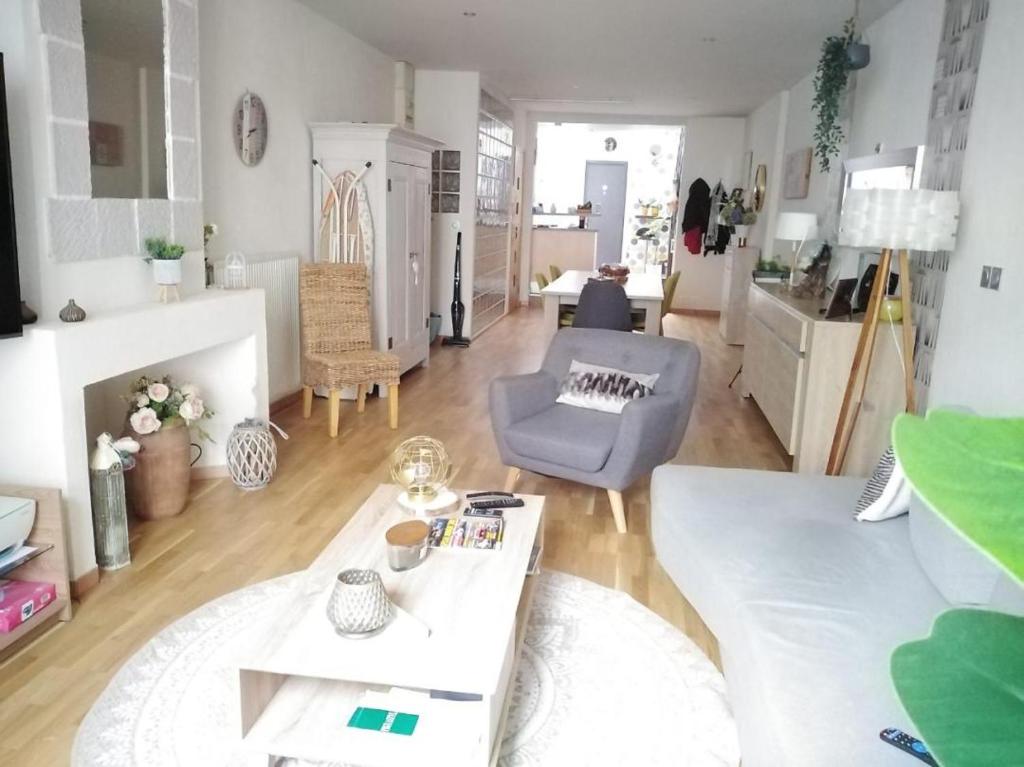 Appartement Au coeur de ville 10 Rue de la République, 01000 Bourg-en-Bresse