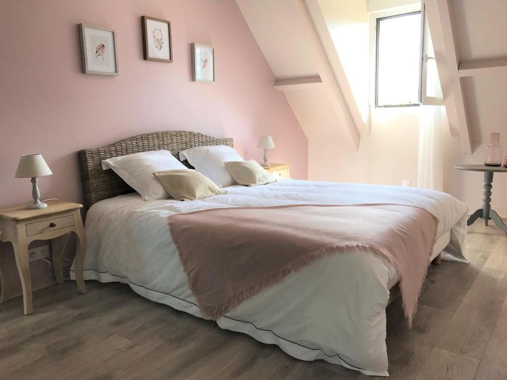 B&B / Chambre d'hôtes Au coeur des châteaux 26 route de Fougères, 41700 Cheverny