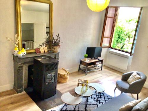 Appartement Au coeur des vignes à proximité des lacs et cascades ambiance cosy poêle à granulés 13 Rue de la Fontaine Passenans