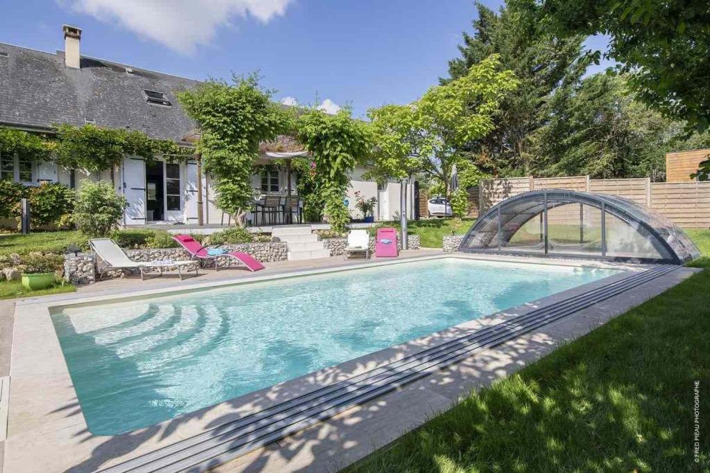 Maison de vacances Au Coeur du Bien-Etre, gîte avec piscine chauffée et couverte, SPA, sauna, massages 32 Rue du Grand Saint-Laumer, 41150 Monteaux