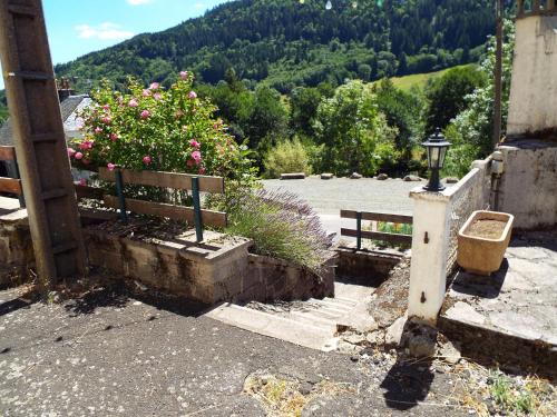 Maison d'hôtes Au coeur du Volcantal 15 Rue du Puy Griou Laveissière