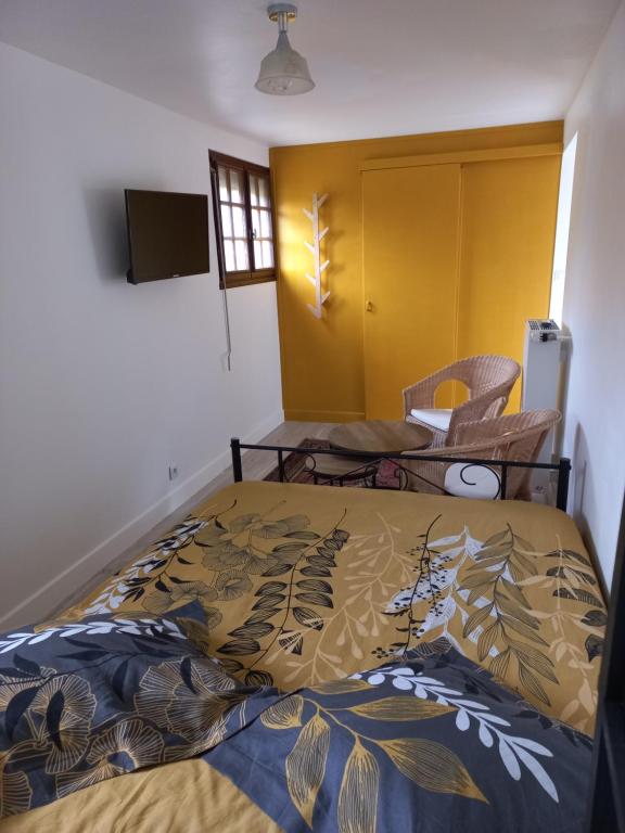 B&B / Chambre d'hôtes Au Dolmen 6 rue du Dolmen, 24310 Brantôme