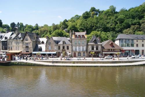 Au Fil De L'eau - Le Jerzual Dinan france