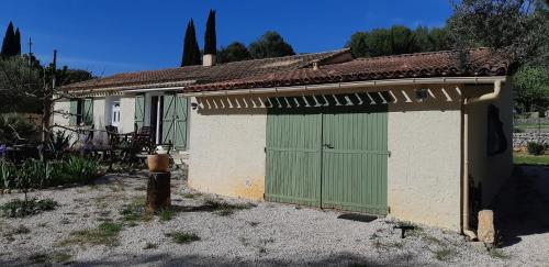 B&B / Chambre d'hôtes Au Mas des Voyageurs 1239 Chemin de la Peirouard Lorgues