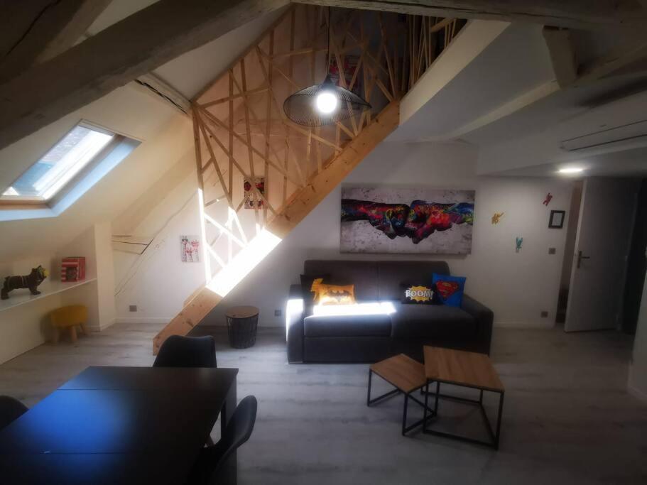 Appartement Au numéro 6 Le fun 36 Rue de l'Indre, 36000 Châteauroux