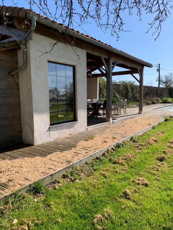 Maison de vacances Au p’tit bonheur d’Augé Lieu dit Le Monteuil Route de Champdeniers, 79400 Augé