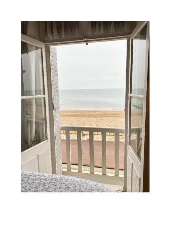 Appartement Au Paradis de la Mer A 10m de la mer 34 Avenue de la République Etg 2 Villers-sur-Mer