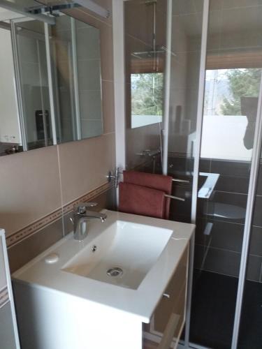 B&B / Chambre d'hôtes Au petit bonheur 7,rue de la nitriere Saint-Martin-du-Frêne