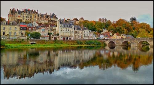 Au pied du château Saint-Aignan france