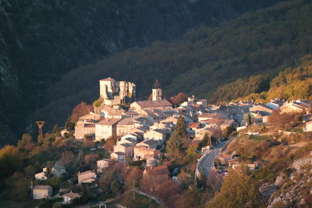 Appartement Au Pied du Château 45 chemin de la roche, 06620 Gréolières-les-Neiges