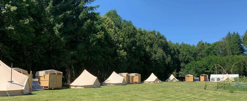 Tente de luxe Au Pré Fleuri Eco Glamping 1 Route de Suris, La Sudrie, 16310 Le Lindois