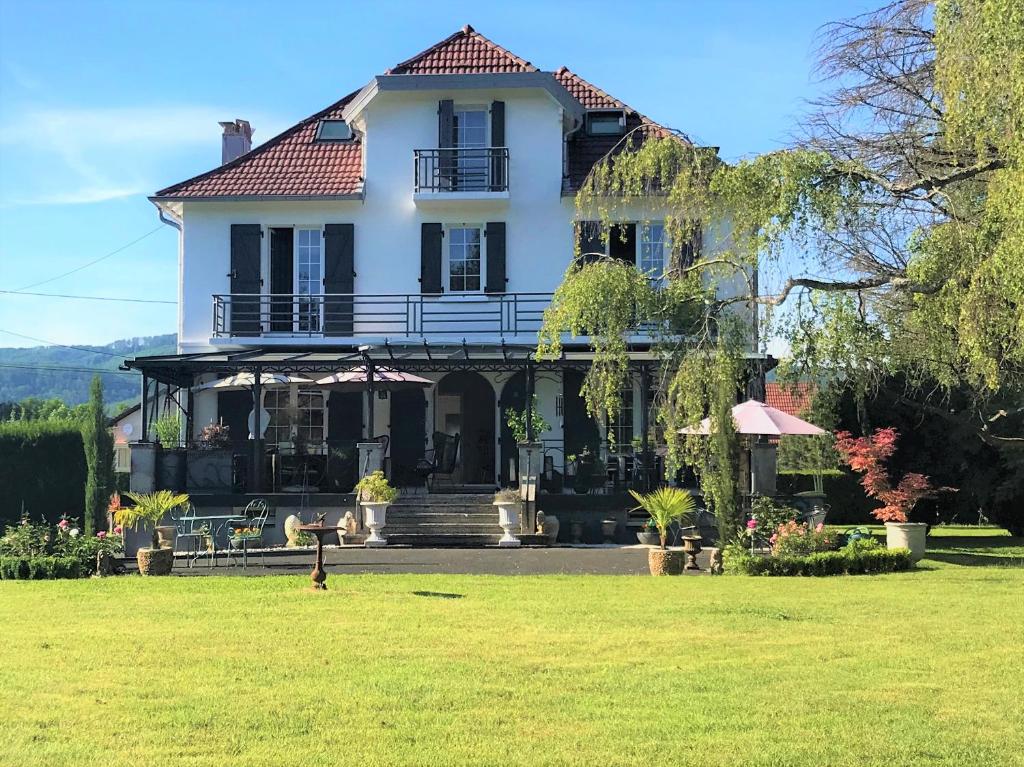 B&B / Chambre d'hôtes Au temps suspendu 24 avenue de la gare, 70290 Champagney