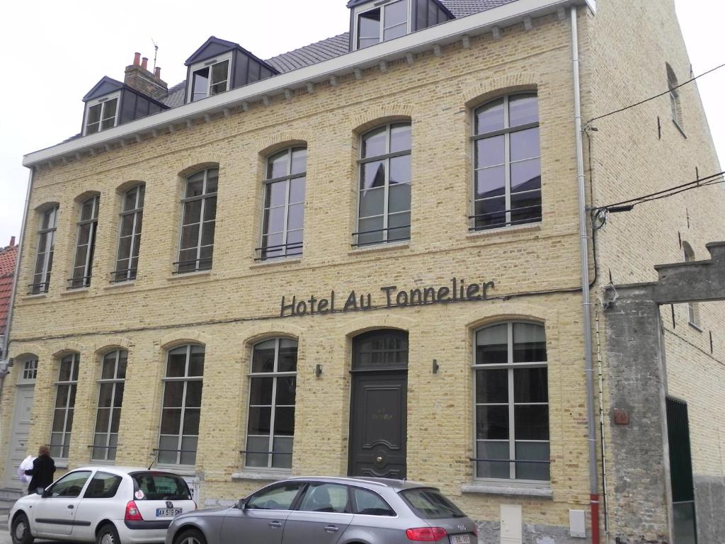 Hôtel Au Tonnelier 4 rue du Mont de Piété, 59380 Bergues