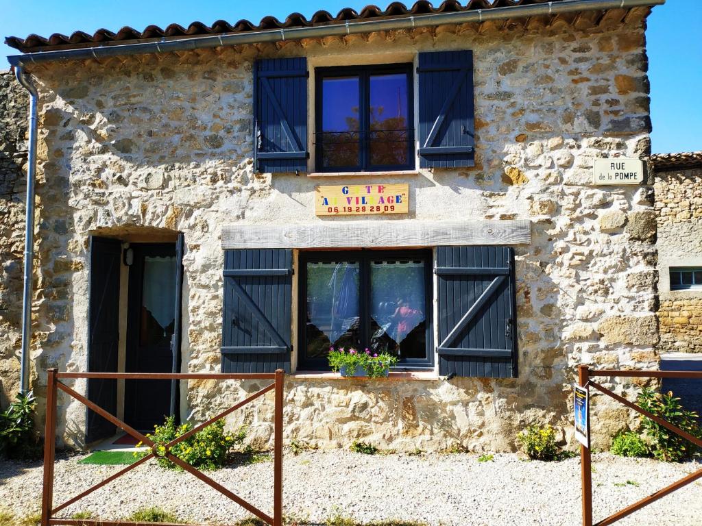 Maison de vacances Au Village Place de l'Abreuvoir, 11190 Rennes-le-Château