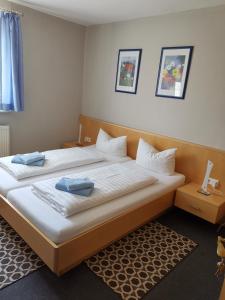 Aris Rooms