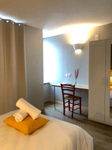 Auberge Auberge des Trois Rivières 3 Grande rue 15190 Condat Auvergne