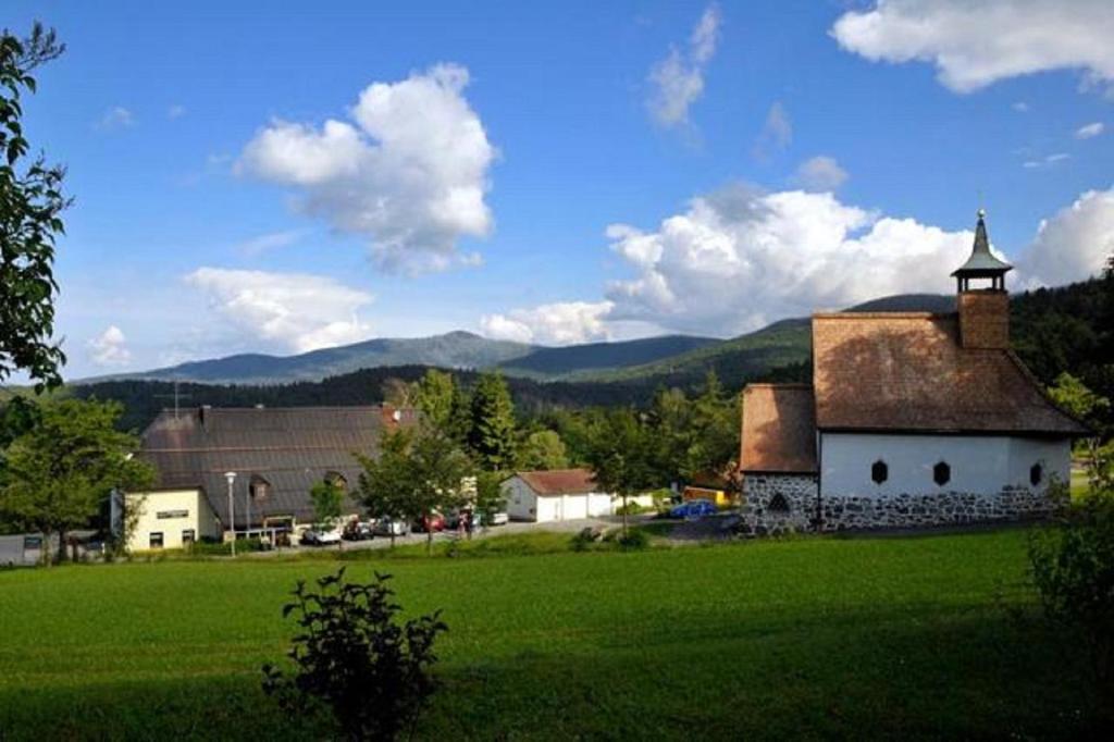 Auberge Berggasthof Lusen Lusenstr. 17 94556 Neuschönau