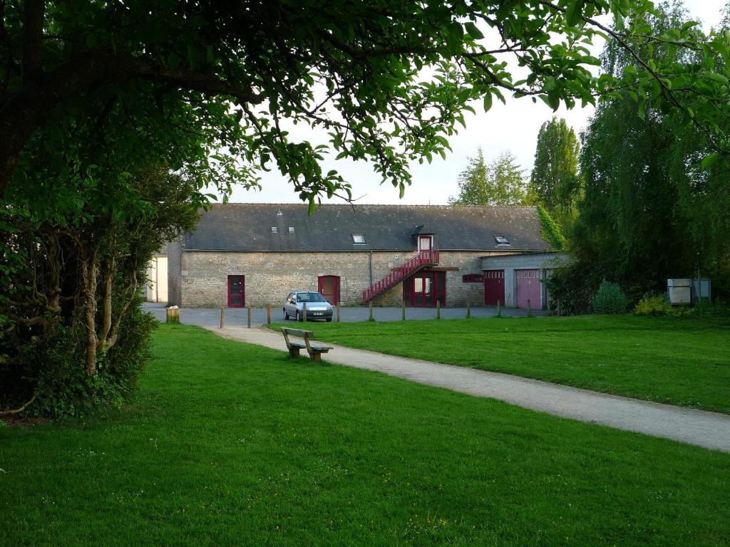 Auberge de jeunesse Auberge de Jeunesse HI Pontivy Île des Récollets 56300 Pontivy