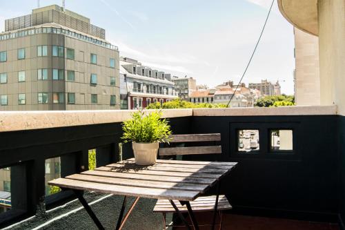 Avenue Hostel & Suites