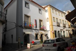 Auberge de jeunesse Burgos Guest House Rua de Burgos nº 2 7000-863 Évora Alentejo