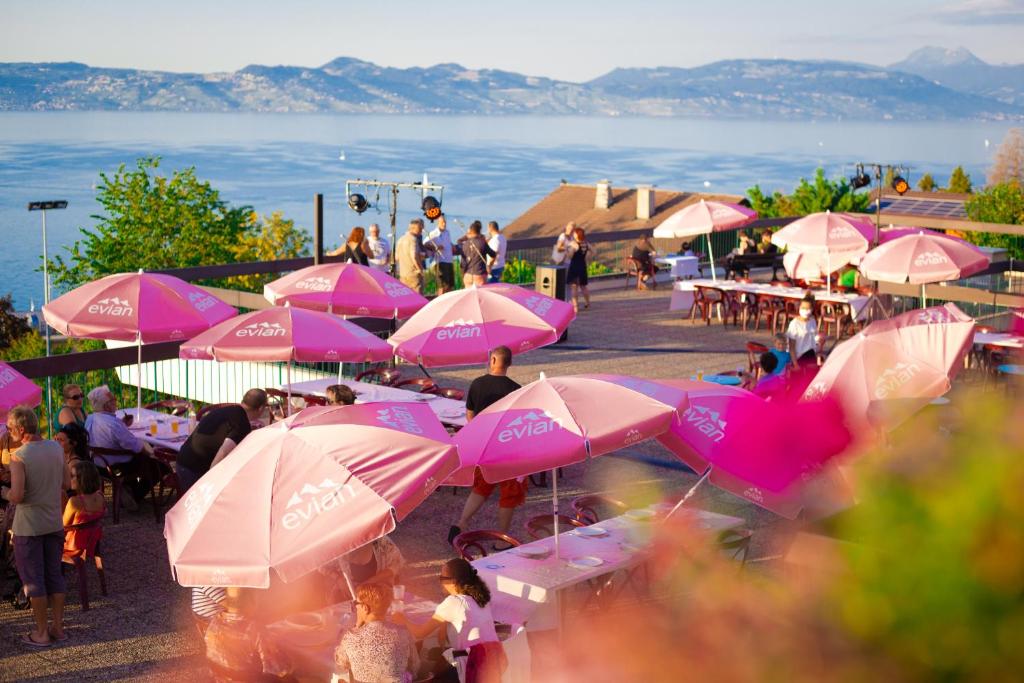 Auberge de jeunesse Ethic étapes Côté Lac Evian Avenue de Neuvecelle 74500 Évian-les-Bains