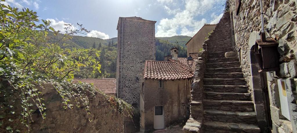 Auberge de jeunesse Gîte d'Aigoual 3 Rue du Serre 30570 Valleraugue