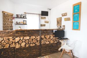 Good Feeling Hostel & Guest House