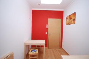 Green Wave Hostel