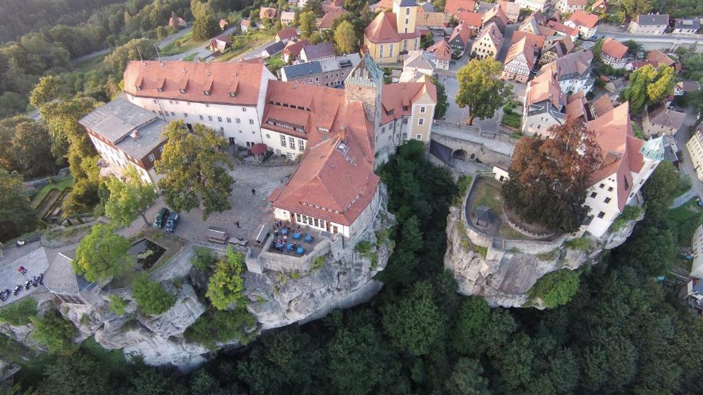 Auberge de jeunesse Herberge Burg Hohnstein Markt 1 a 01848 Hohnstein