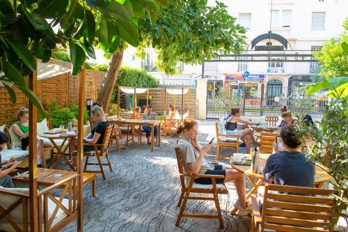 Auberge de Jeunesse HI Nice Les Camélias Nice france