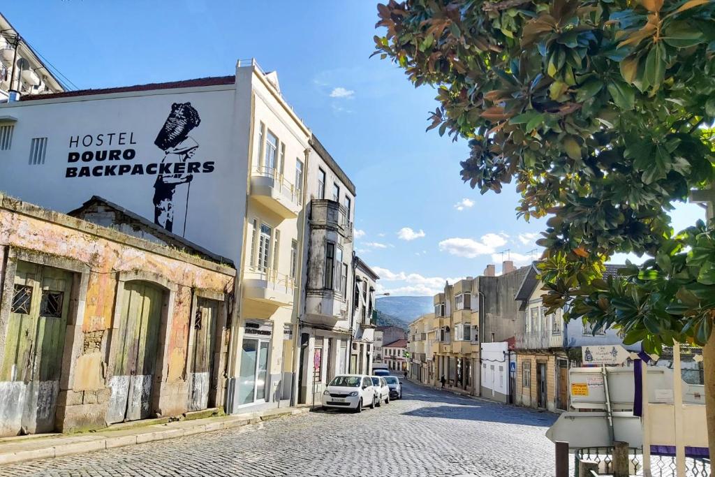 Hostel Douro Backpackers Rua António Manuel Saraiva 93, 5085-037 Pinhão