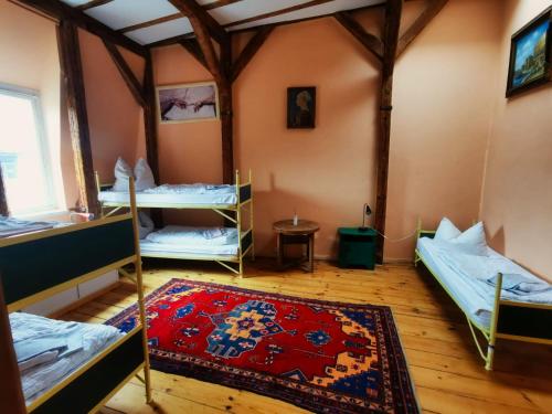 Hummel Hostel - Historische Stadtvilla mit Garten