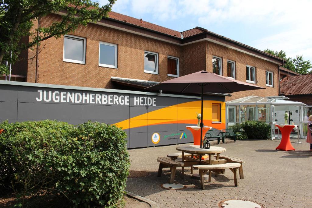 Auberge de jeunesse Jugendherberge Heide Poststrasse 4 25746 Heide