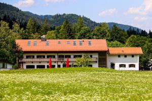 Auberge de jeunesse Jugendherberge Schliersee Josefsthaler Str. 19 83727 Schliersee Bavière