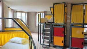 La Maison Rouge - Backpacker Hostel