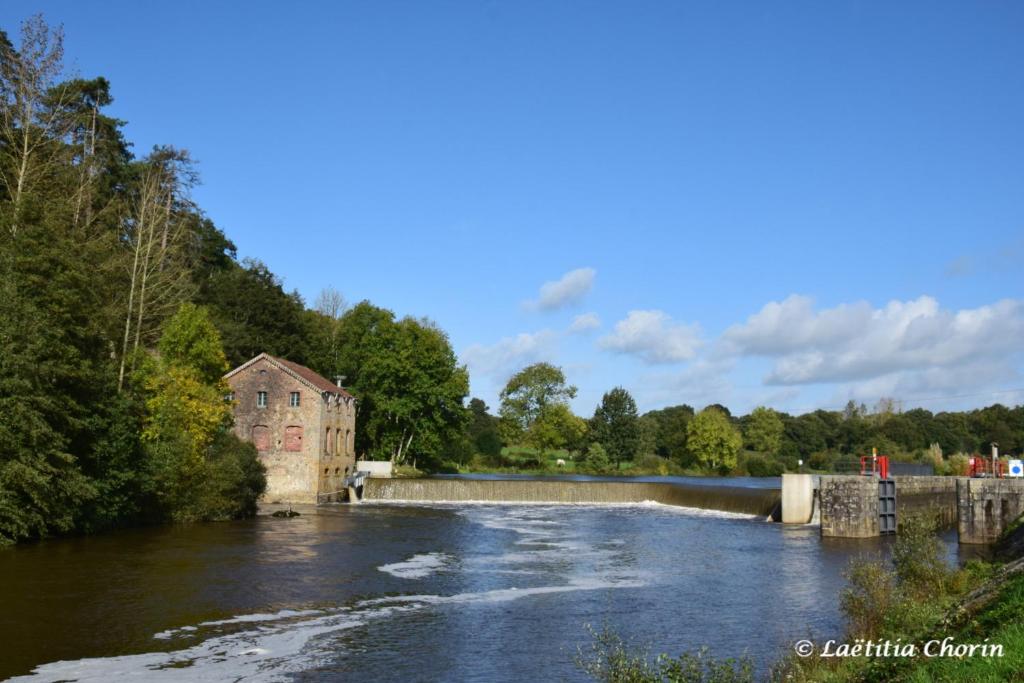 La Richardière, étape entre Mayenne et Laval La Richardière, 53240 Montflours