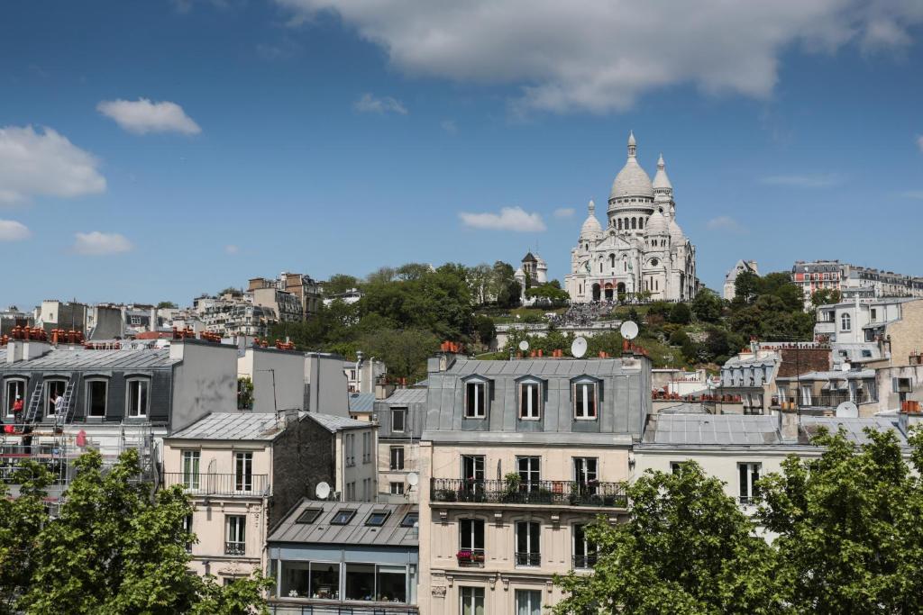 Le Regent Montmartre by Hiphophostels 37 Boulevard Rochechouart, 75009 Paris