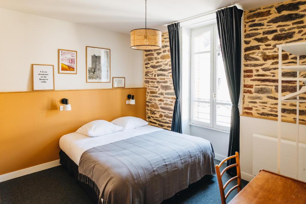 Auberge de jeunesse Les Chouettes Hostel 27 rue Dupont des Loges 35000 Rennes