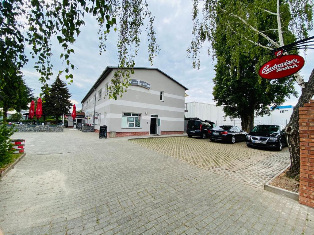 Pension Florion 3 Zepziger Weg, 06406 Bernburg
