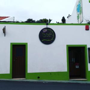 Auberge de jeunesse Pés Verdes-Alojamento e Chá Rua direita da igreja nº4 São Roque 9500-705 Ponta Delgada Açores