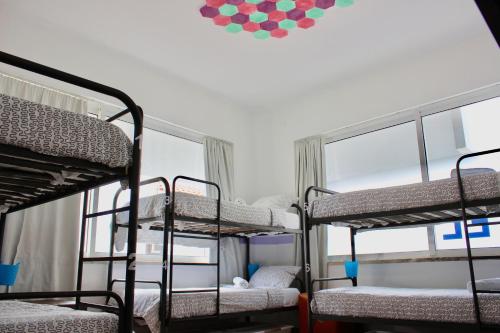 Rich & Poor Hostel Albufeira