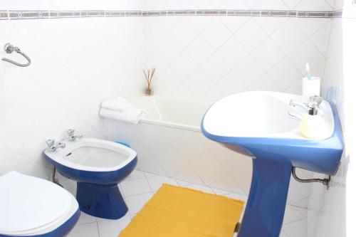 Rich & Poor Hostel Albufeira
