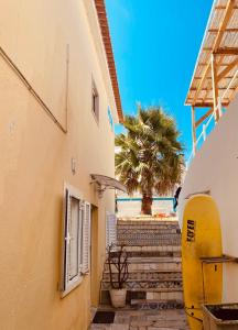Surfer's Den Ericeira