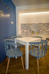 ZIGZAG HOSTEL