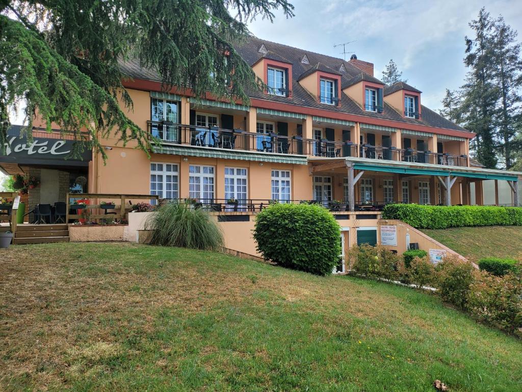 Lodge Auberge de L'Orisse - Mobilhome Route Nationale 7, 03150 Varennes-sur-Allier